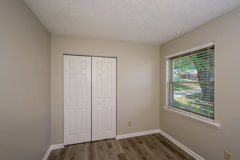 1,665/Mo, 7906 Candleglow Ln Louisville, KY 40214 Misc View 10