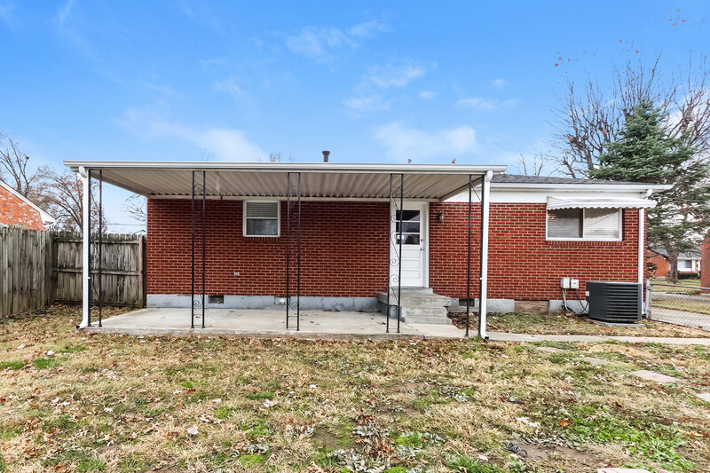 2,370/Mo, 9801 Gandy Rd Louisville, KY 40272 Misc View 12