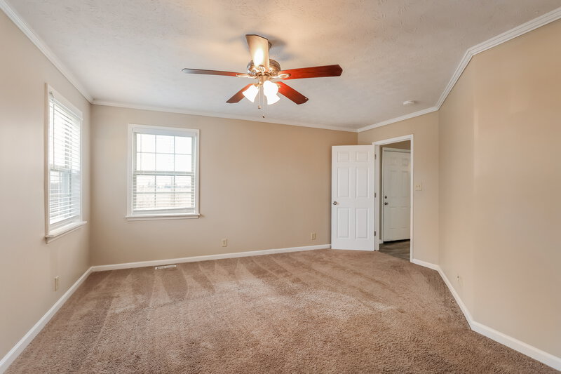 1,570/Mo, 173 Agin Way Milton, KY 40045 Main Bedroom View 2