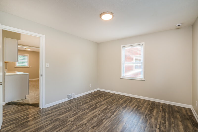 1,580/Mo, 4629 Lor Ann Ave Louisville, KY 40219 Misc View 4
