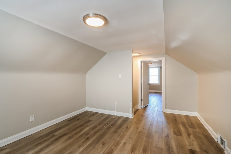 1,580/Mo, 4629 Lor Ann Ave Louisville, KY 40219 Misc View 8