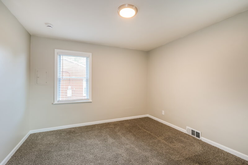 1,580/Mo, 4629 Lor Ann Ave Louisville, KY 40219 Misc View 11