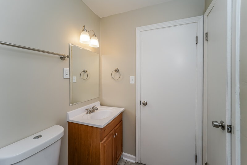 1,580/Mo, 4629 Lor Ann Ave Louisville, KY 40219 Misc View 14
