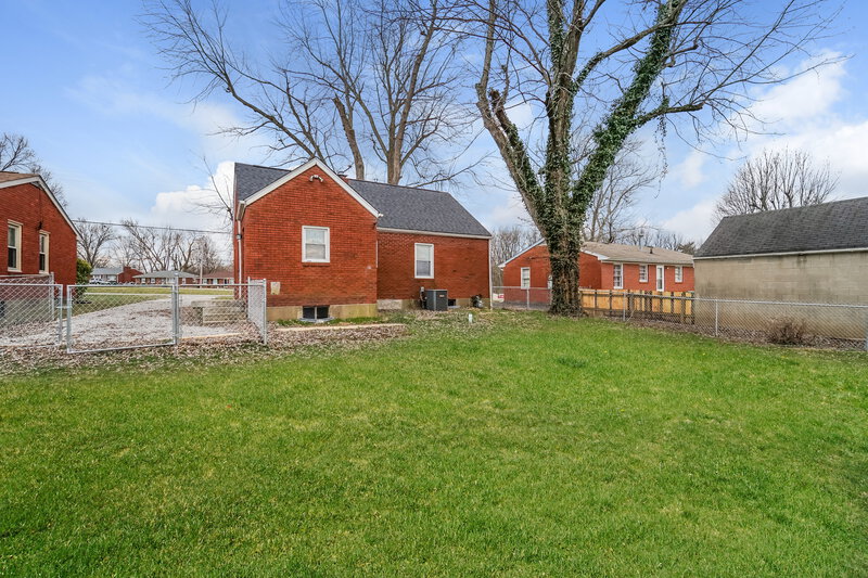 1,580/Mo, 4629 Lor Ann Ave Louisville, KY 40219 Misc View 15