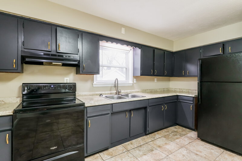 1,845/Mo, 1123 Clay Ave Louisville, KY 40219 Kitchen View