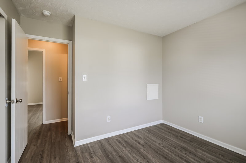 1,705/Mo, 6514 Hunters Creek Blvd Louisville, KY 40258 Bedroom View 2