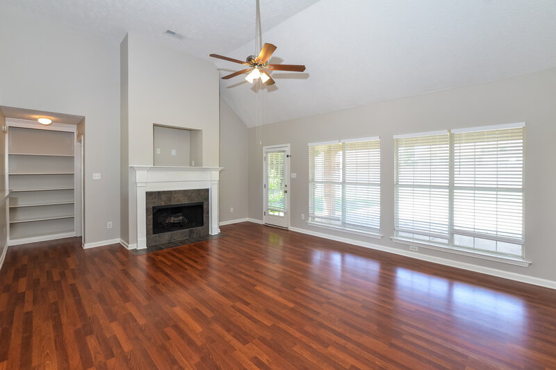 3,340/Mo, 10606 Three Wishes Dr Olive Branch, MS 38654 Living Room View
