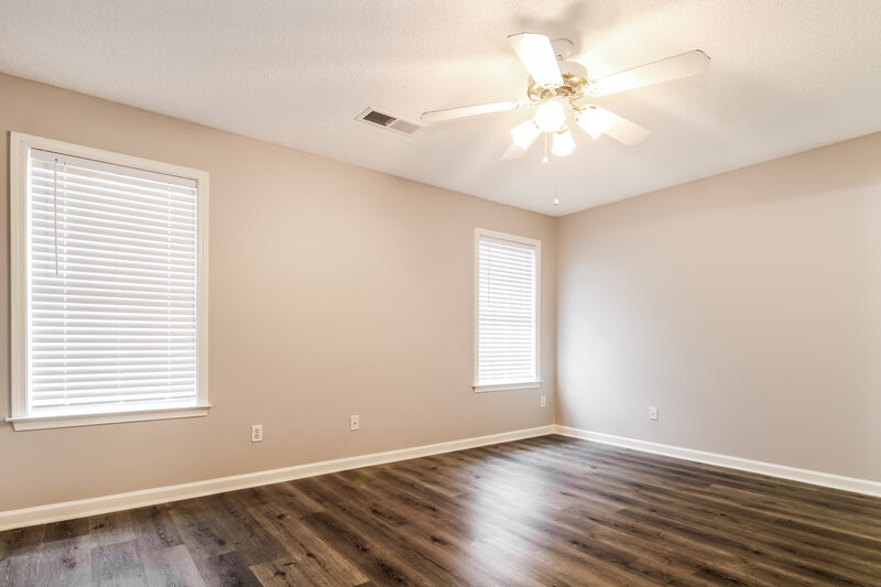 1,910/Mo, 6758 Braybourne Main Olive Branch, MS 38654 Main Bedroom View