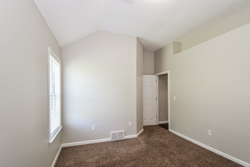 1,975/Mo, 4299 Rocky Top Cv Olive Branch, MS 38654 Bedroom View 2