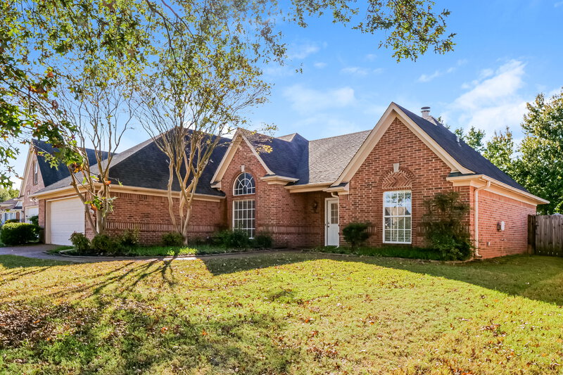 2,760/Mo, 5041 Thornebrook Cv Arlington, TN 38002 Front View