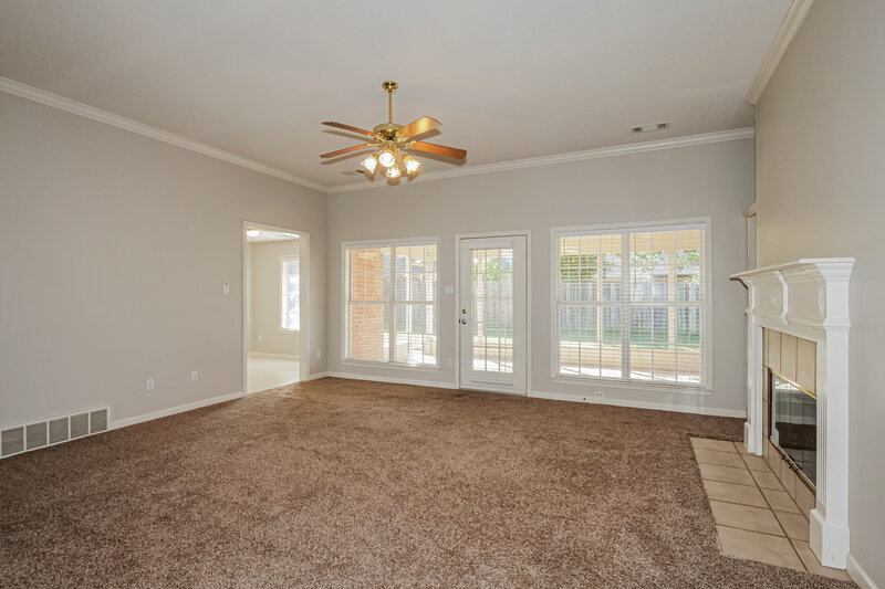 2,760/Mo, 5041 Thornebrook Cv Arlington, TN 38002 Living Room View