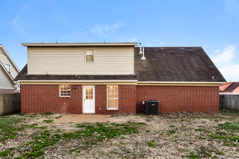 1,790/Mo, 4483 Shadow Glen Cv Horn Lake, MS 38637 Rear View