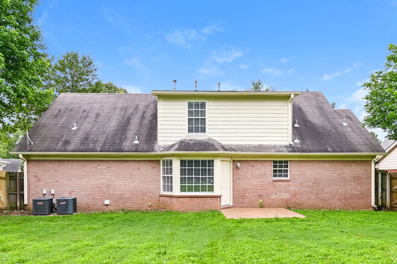 1,995/Mo, 4180 Shadow Oaks Dr Horn Lake, MS 38637 Rear View