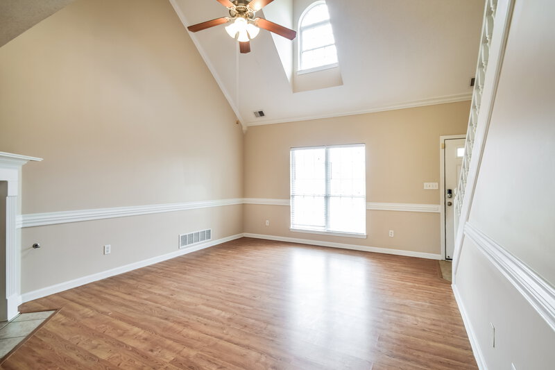 1,915/Mo, 2670 Pinnacle Dr Southaven, MS 38672 Living Room View