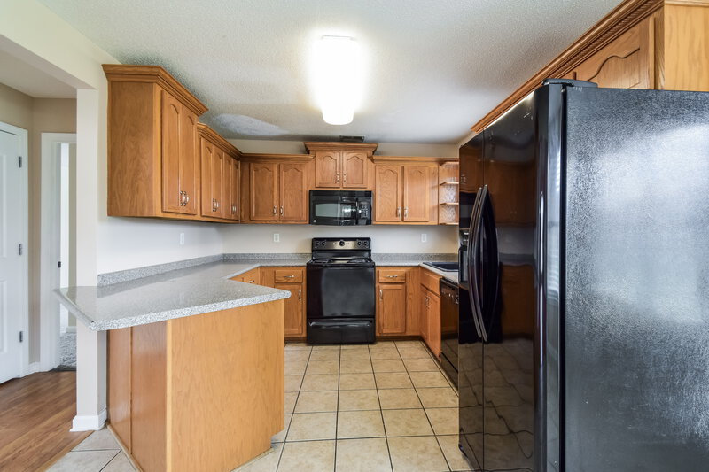 1,915/Mo, 2670 Pinnacle Dr Southaven, MS 38672 Kitchen View