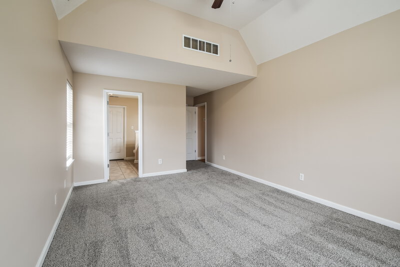 1,915/Mo, 2670 Pinnacle Dr Southaven, MS 38672 Main Bedroom View