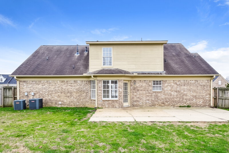 1,915/Mo, 2670 Pinnacle Dr Southaven, MS 38672 Rear View