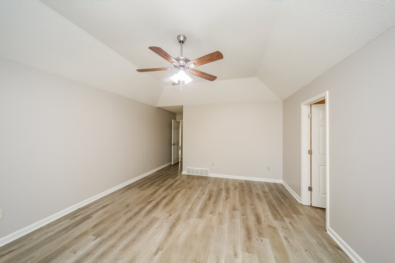 1,985/Mo, 7920 Wentworth Dr Memphis, TN 38125 Main Bedroom View 2