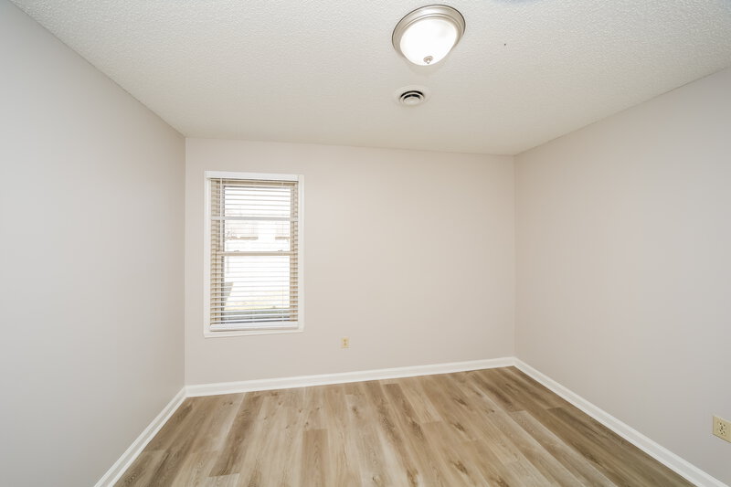 1,985/Mo, 7920 Wentworth Dr Memphis, TN 38125 Bedroom View 3