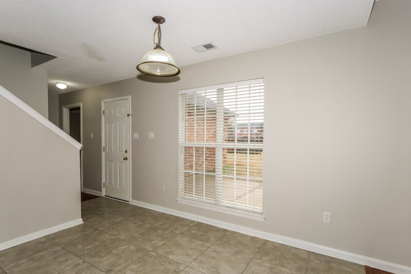 1,910/Mo, 5651 Carter Dr Southaven, MS 38672 Breakfast Nook View