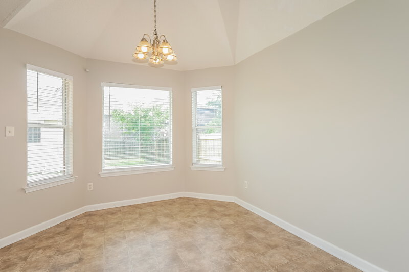 1,840/Mo, 305 Dogwood Spring Dr Oakland, TN 38060 Breakfast Nook View