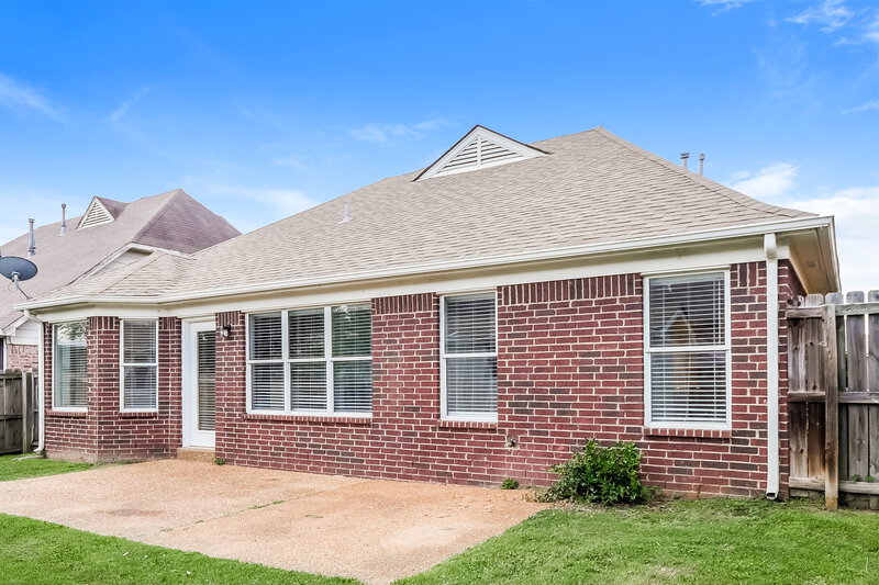 1,840/Mo, 305 Dogwood Spring Dr Oakland, TN 38060 Rear View 2