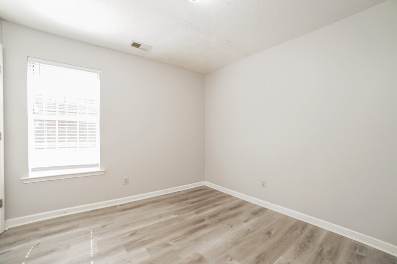1,695/Mo, 4519 Shadow Hollow Dr Horn Lake, MS 38637 Bedroom View 2