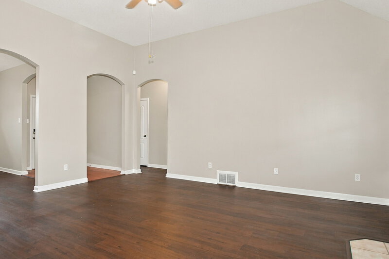 1,620/Mo, 55 Mossy Springs Dr Oakland, TN 38060 Living Room View 2