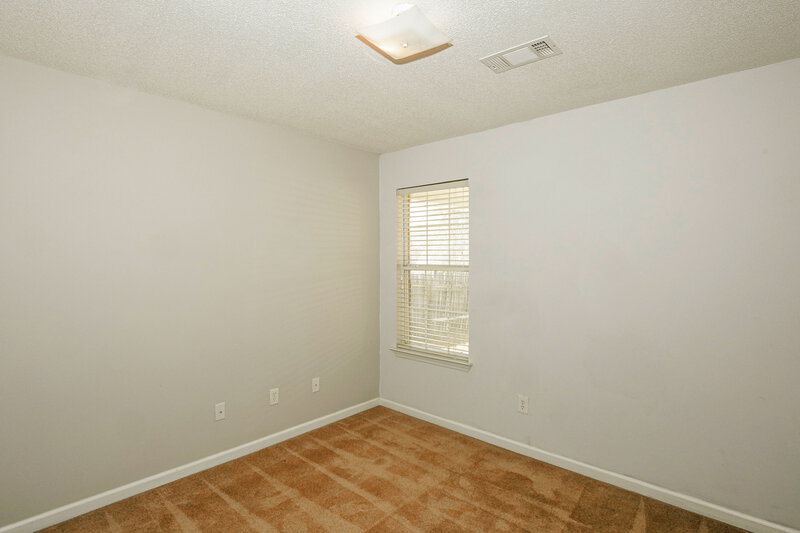 2,130/Mo, 75 Oakridge Cv Oakland, TN 38060 Bedroom View 2