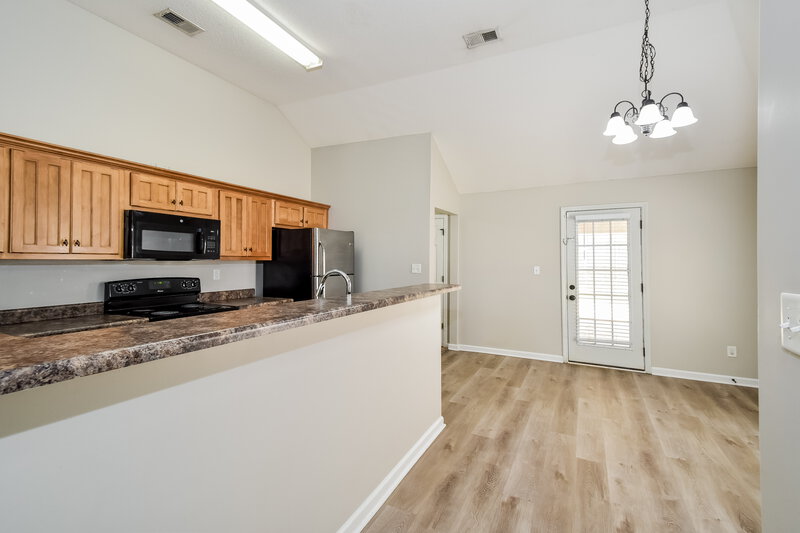 1,875/Mo, 9889 Southern Oak Way Olive Branch, MS 38654 Dining Room View