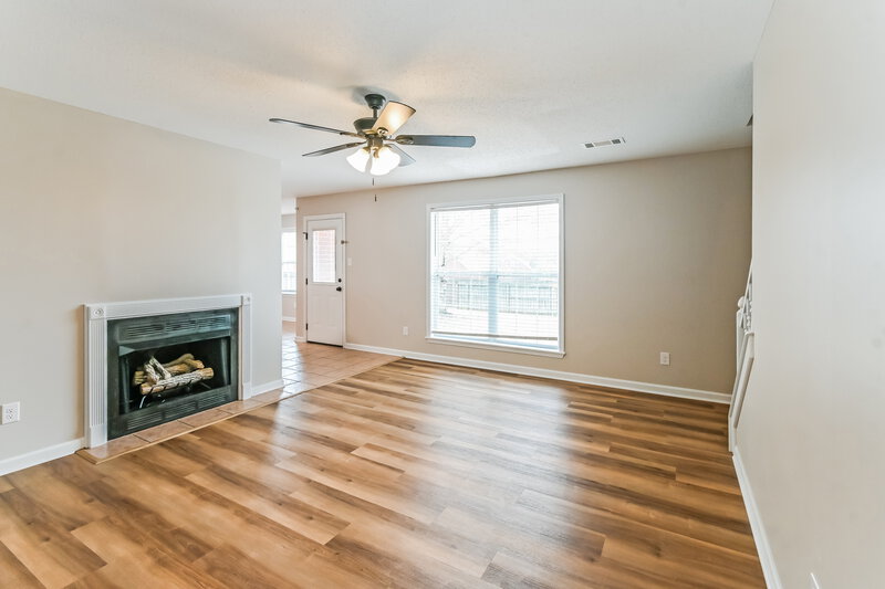 1,965/Mo, 569 Wylie Dr Brighton, TN 38011 Living Room View