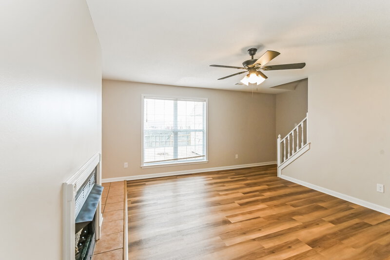 1,965/Mo, 569 Wylie Dr Brighton, TN 38011 Living Room View 2