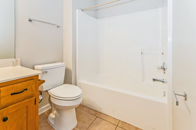 1,965/Mo, 569 Wylie Dr Brighton, TN 38011 Bathroom View