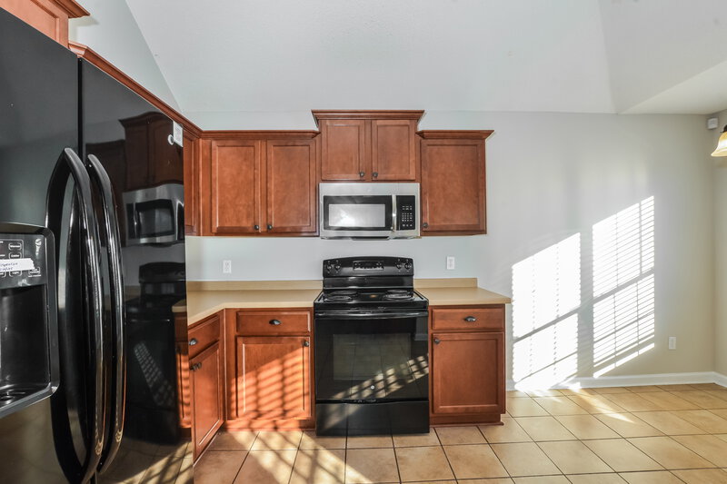 1,840/Mo, 3181 Scott Hill Cir Horn Lake, MS 38637 Kitchen View 2