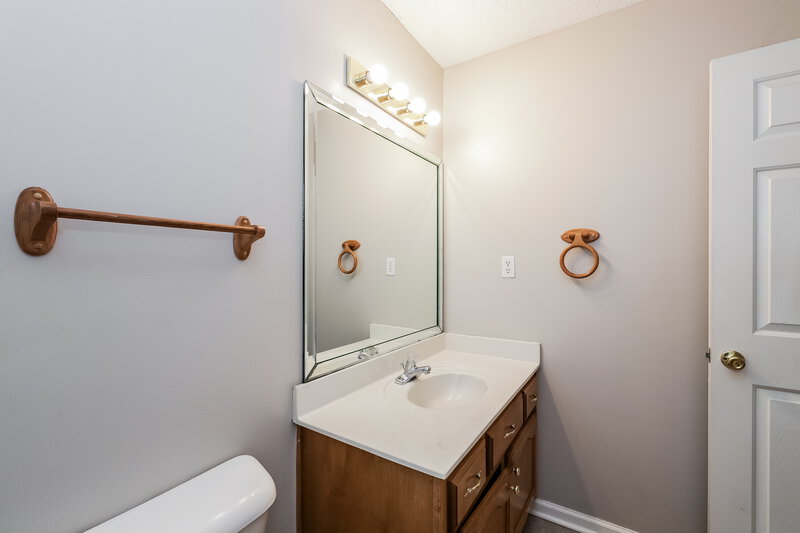1,945/Mo, 1128 Fredrick Dr Southaven, MS 38671 Bathroom View