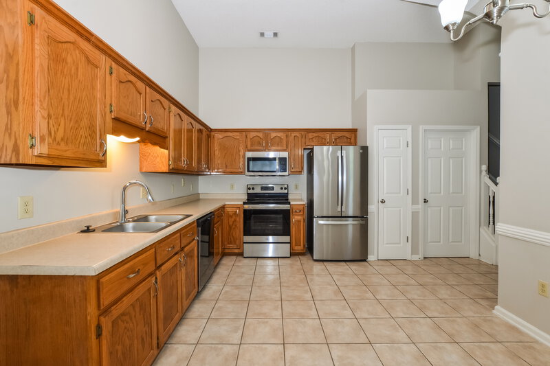 3,380/Mo, 6741 Crystal Dr Olive Branch, MS 38654 Kitchen View 2