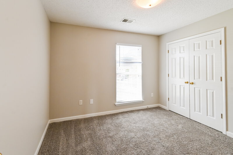 1,855/Mo, 1812 Cherry Creek Dr Southaven, MS 38671 Bedroom View 2