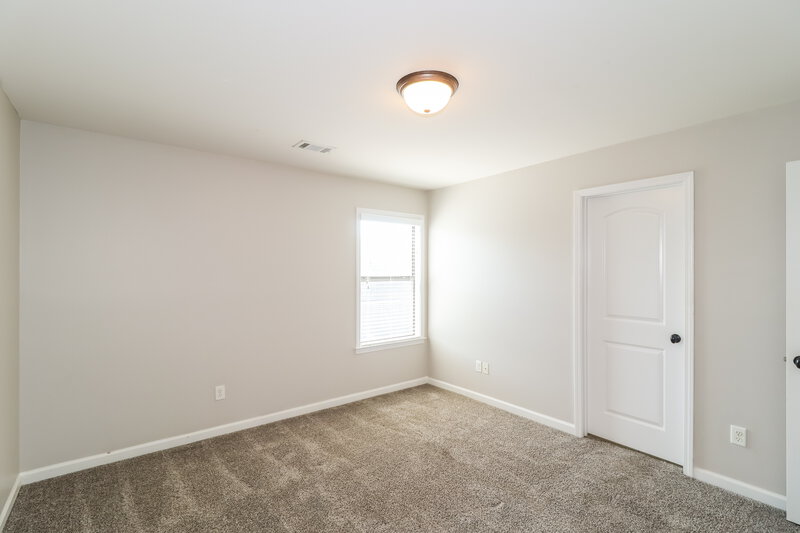 2,565/Mo, 30 Whispering Creek Dr Oakland, TN 38060 Bedroom View