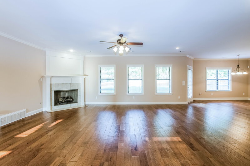 4,170/Mo, 65 Ridgefield Dr Oakland, TN 38060 Living Room View