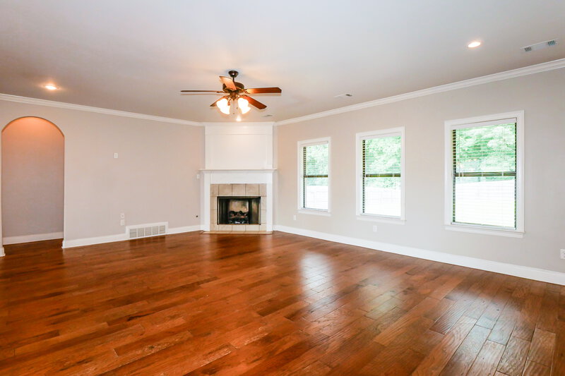 2,540/Mo, 65 Ridgefield Dr Oakland, TN 38060 Living Room View