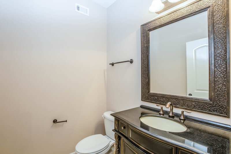 4,170/Mo, 65 Ridgefield Dr Oakland, TN 38060 Bathroom View