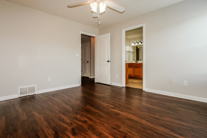 2,480/Mo, 55 Misty Meadows Cv Oakland, TN 38060 Bedroom View 3