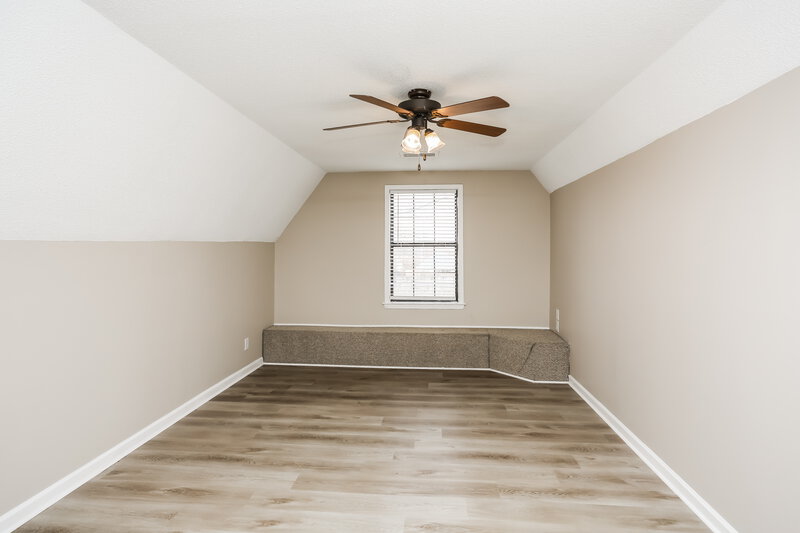2,105/Mo, 198 N Parkway St Hernando, MS 38632 Bedroom View 3