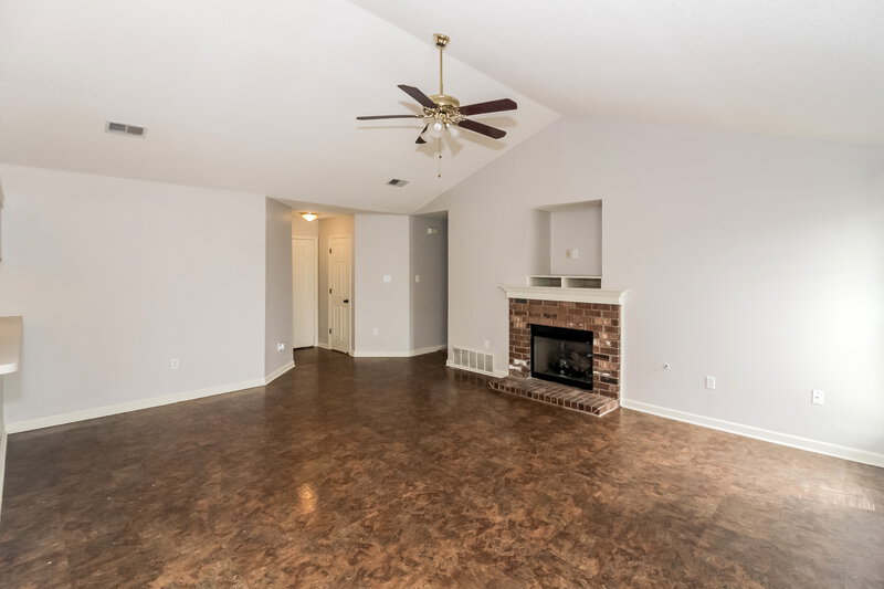 1,610/Mo, 6357 Magnolia Lakes Dr Olive Branch, MS 38654 Living Room View