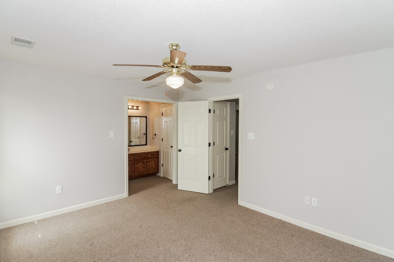 1,610/Mo, 6357 Magnolia Lakes Dr Olive Branch, MS 38654 Main Bedroom View 2