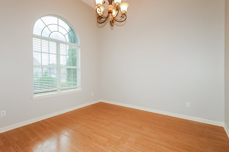 2,265/Mo, 6658 Raner Cv Arlington, TN 38002 Dining Room View