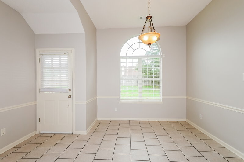 2,265/Mo, 6658 Raner Cv Arlington, TN 38002 Breakfast Nook View