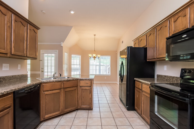 2,920/Mo, 2363 Bethany Dr Southaven, MS 38672 Kitchen View