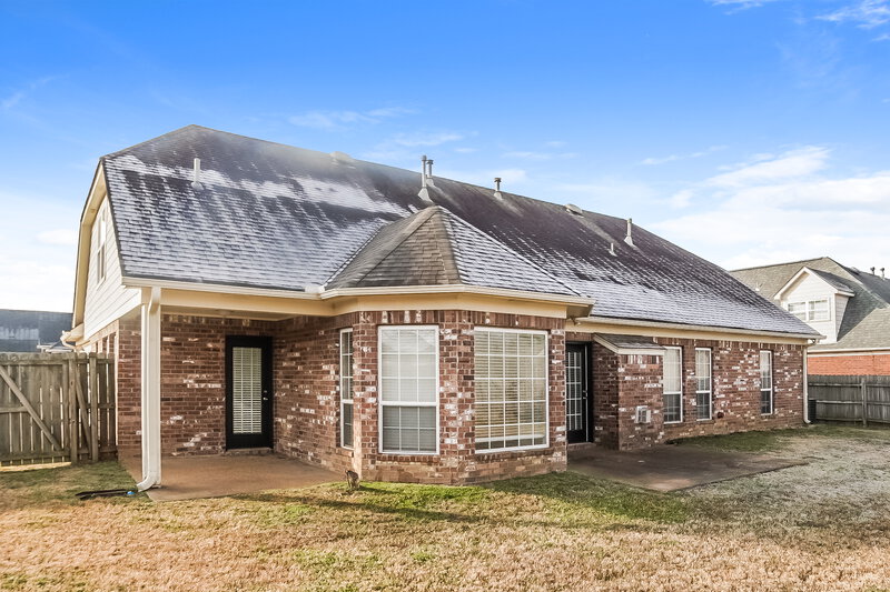 2,255/Mo, 2104 Ansley Park N Southaven, MS 38672 Rear View