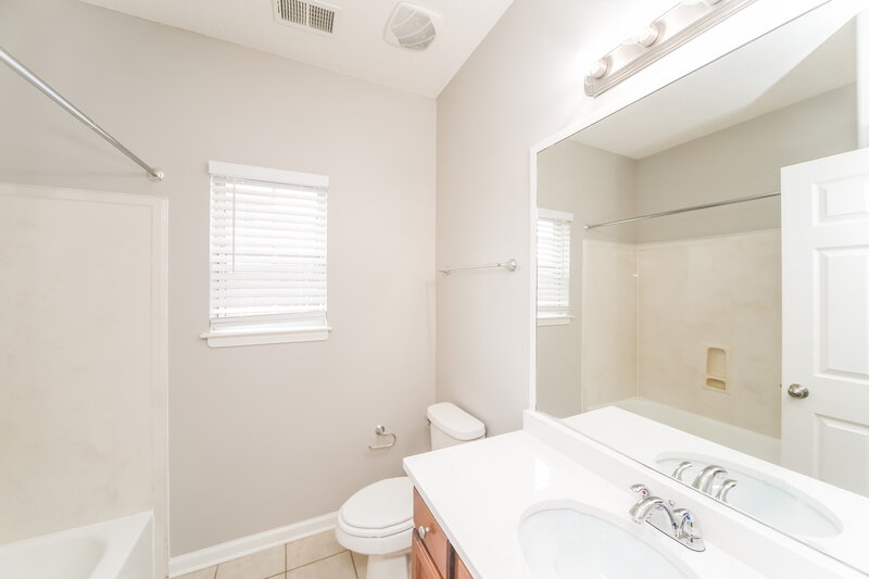 2,940/Mo, 7722 Driscoll St Memphis, TN 38125 Bathroom View